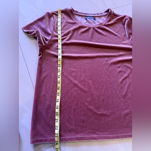 Abercrombie and Fitch Velvet short sleeve top wine color size M comfy top - Picture 11 of 16